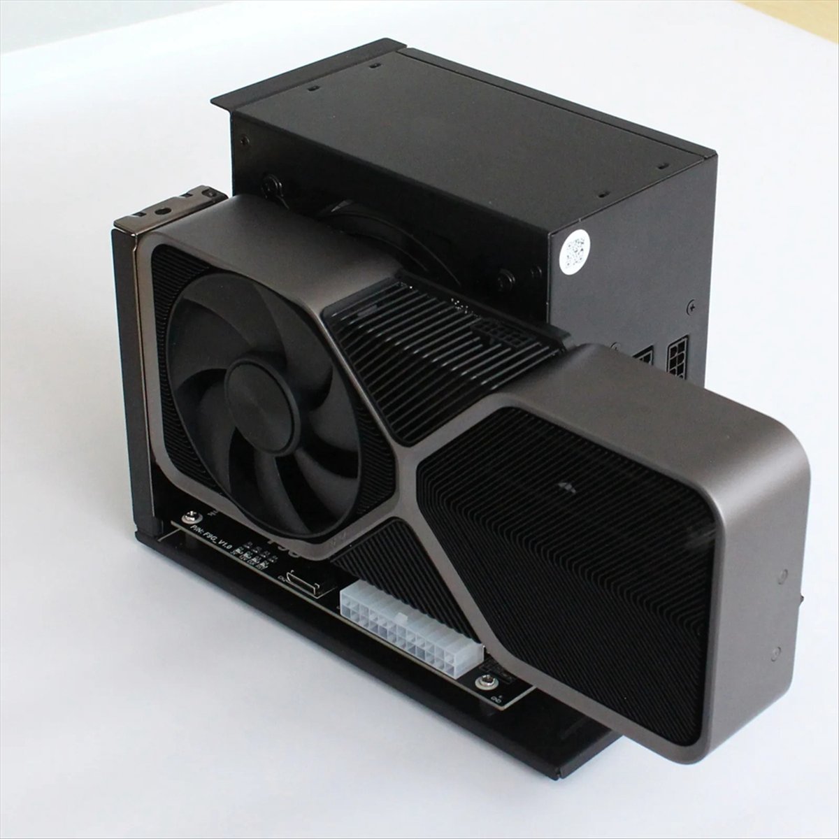 !DT~D1030F9G-BK7 بطاقة رسومات  - مراجعة External Gpu Dock Pcie 4.0 Oculink وسعره